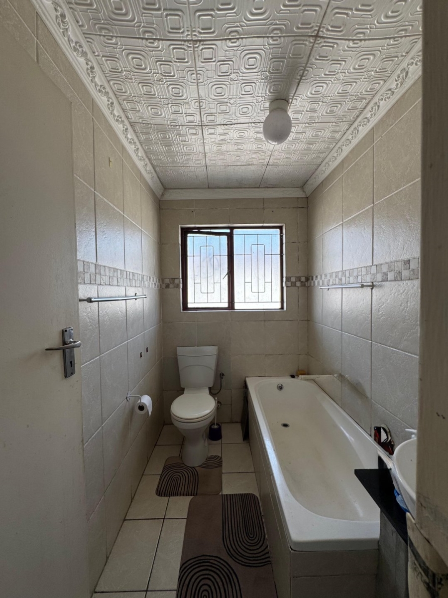 To Let 3 Bedroom Property for Rent in Tuscany Glen Western Cape